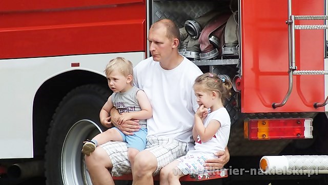 Impreza plenerowa z okazji Dnia Dziecka dla dzieci strażaków