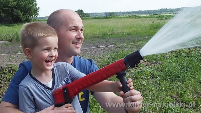 Impreza plenerowa z okazji Dnia Dziecka dla dzieci strażaków