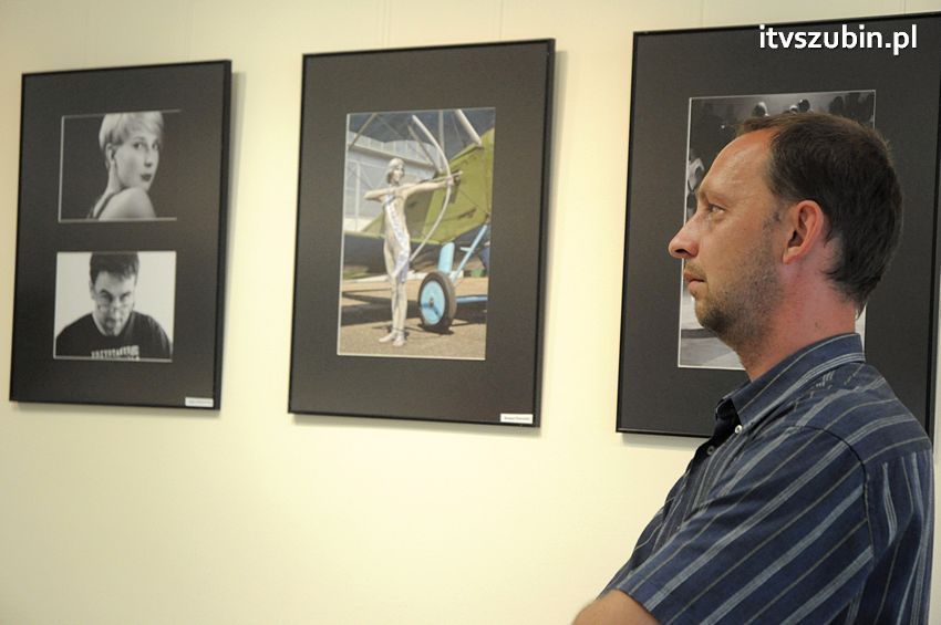 Kontrast - Kolejna wystawa fleszowców