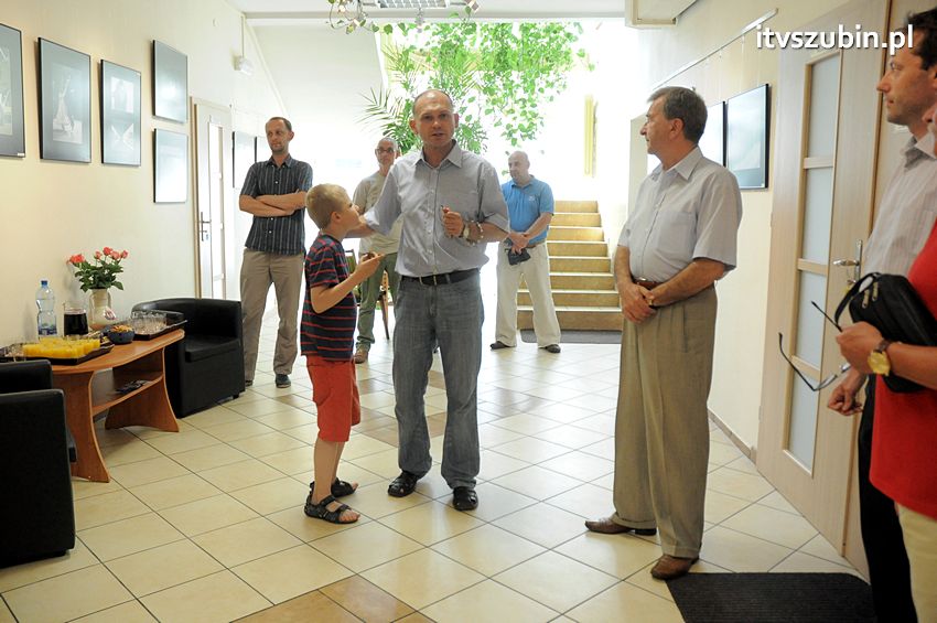 Kontrast - Kolejna wystawa fleszowców