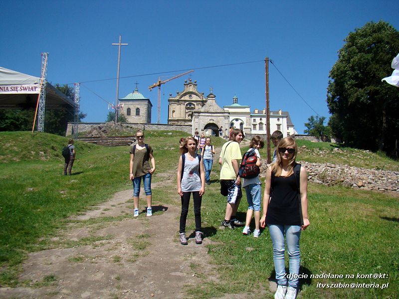 Gimnazjaliści w Górach Świętokrzyskich