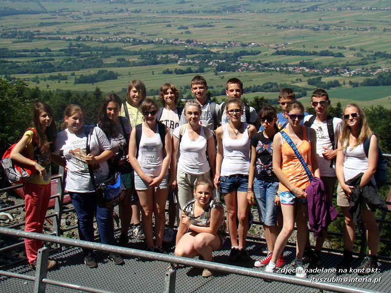 Gimnazjaliści w Górach Świętokrzyskich