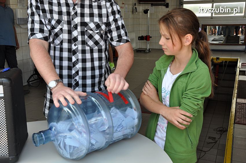 Jan Janowiak wygrał laptopa w konkursie Stacji Kontroli Pojazdów Autex w Szubinie