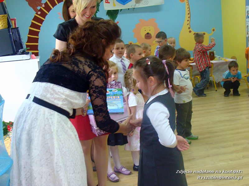 Słoneczko pożegnało swoich pierwszych absolwentów