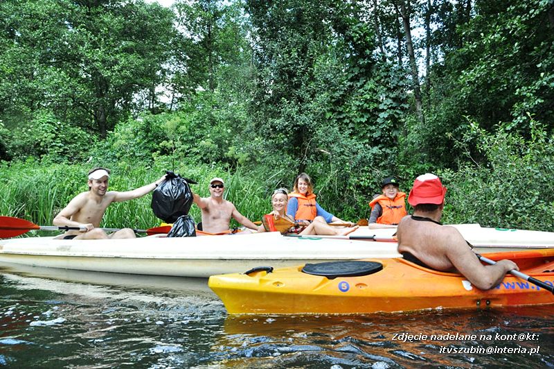 Płyniemy, znakujemy i oczyszczamy szlak notecki - I Proekologiczny Spływ Kajakowy Notecią