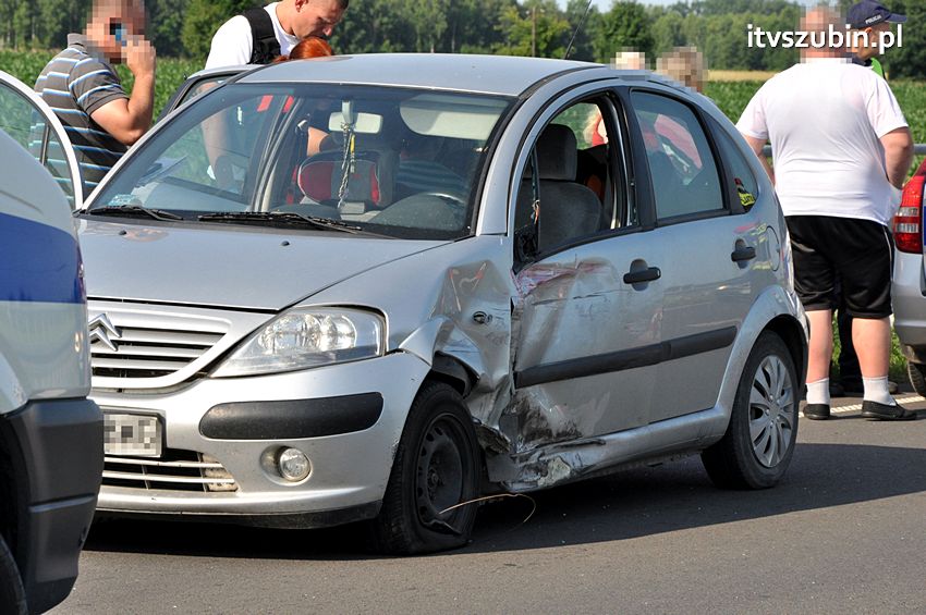 Jumper kontra C3 - kolizja drogowa w Pińsku