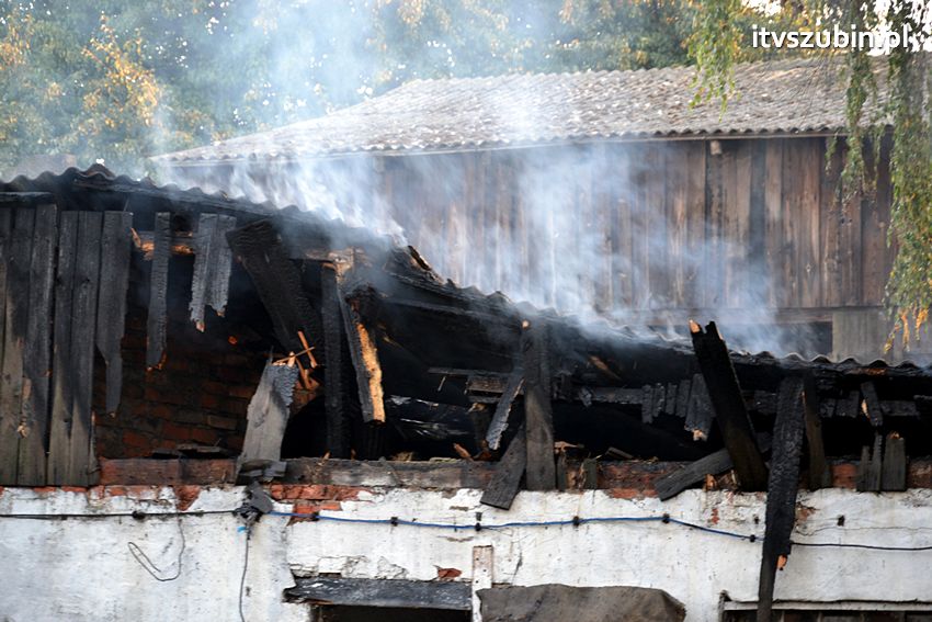 Pożar budynku inwentarskiego w Żędowie