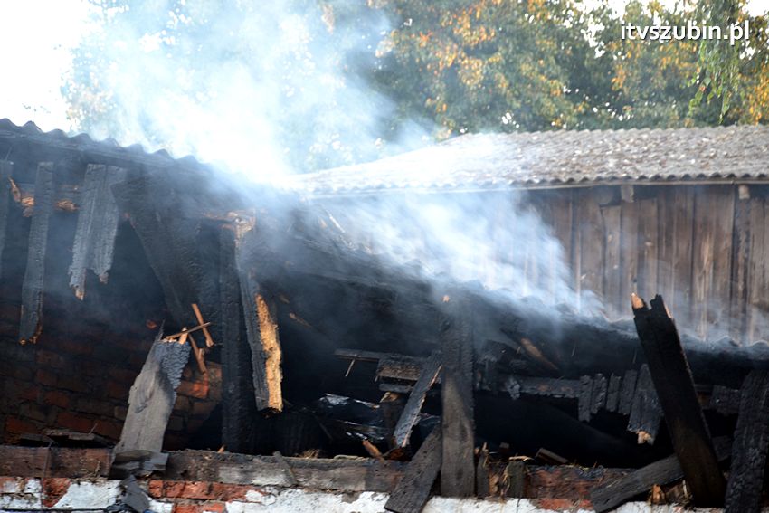 Pożar budynku inwentarskiego w Żędowie