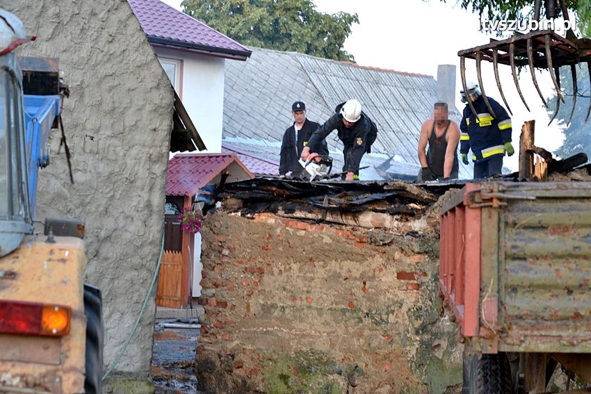 Pożar budynku inwentarskiego w Żędowie