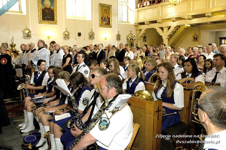 Uroczyste wprowadzenie ks. Pawła Kowalskiego w Urząd Proboszcza Parafii pw. Św. Mikołaja w Szaradowie