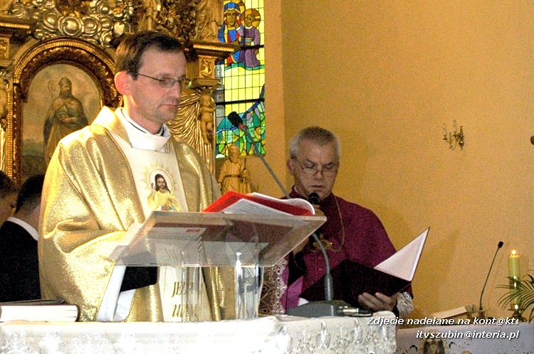 Uroczyste wprowadzenie ks. Pawła Kowalskiego w Urząd Proboszcza Parafii pw. Św. Mikołaja w Szaradowie