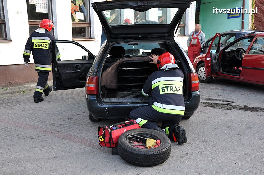 Kolizja dwóch osobówek w Szubinie