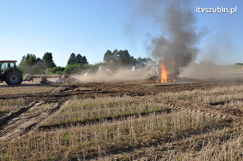 Kolejny pożar maszyny rolniczej na terenie powiatu nakielskiego