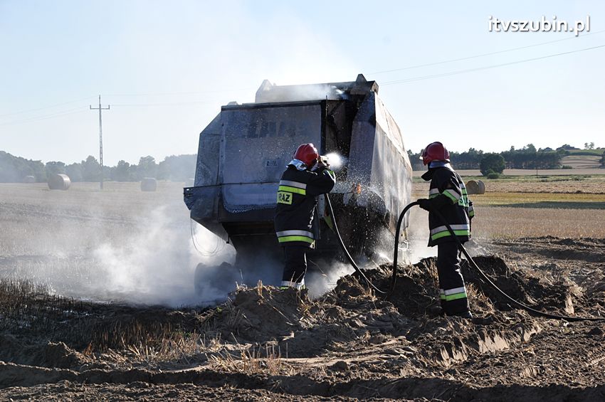 Kolejny pożar maszyny rolniczej na terenie powiatu nakielskiego