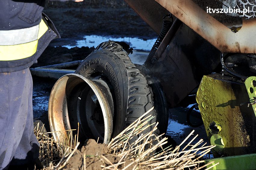 Kolejny pożar maszyny rolniczej na terenie powiatu nakielskiego