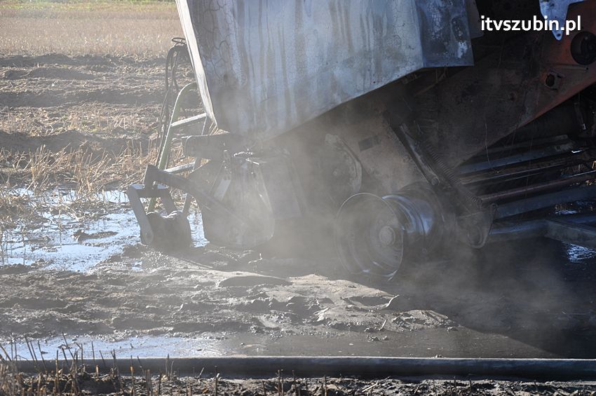 Kolejny pożar maszyny rolniczej na terenie powiatu nakielskiego
