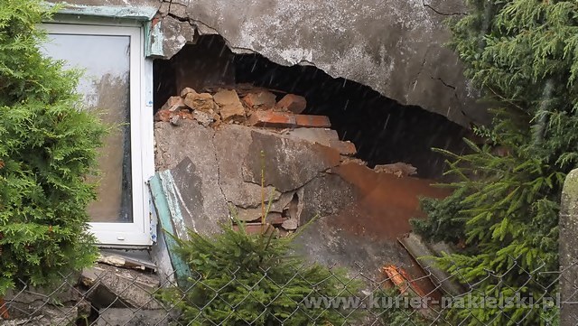 Zawaliła się ściana budynku jednorodzinnego w Dębionku
