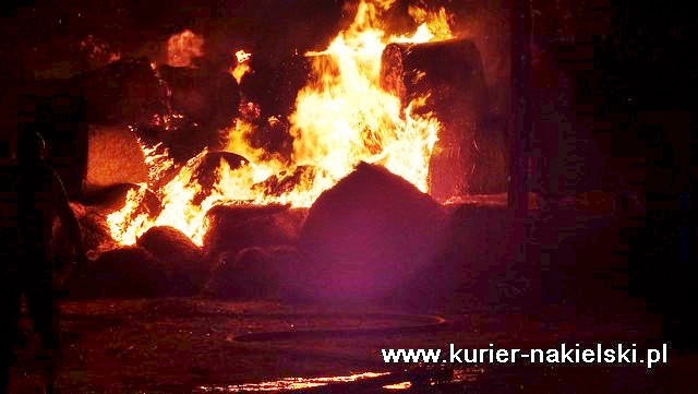 Pożar balotów słomy w RSP Olszewka
