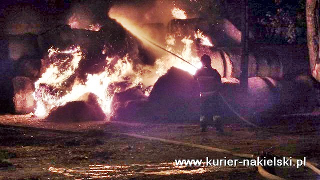 Pożar balotów słomy w RSP Olszewka