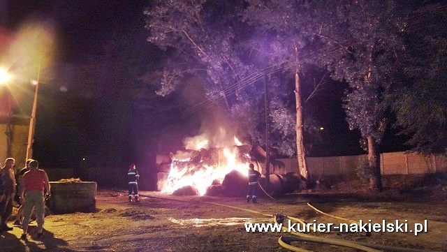 Pożar balotów słomy w RSP Olszewka