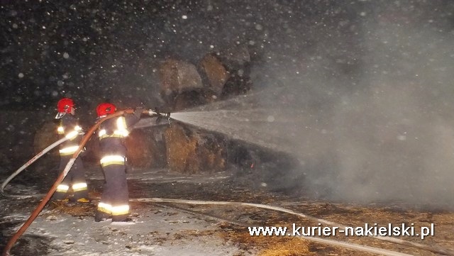 Pożar balotów słomy w RSP Olszewka