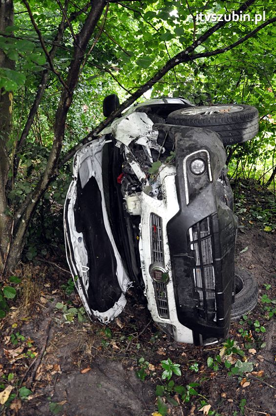 Kolizja dwóch osobówek w Godzimierzu, dwie osoby w szpitalu