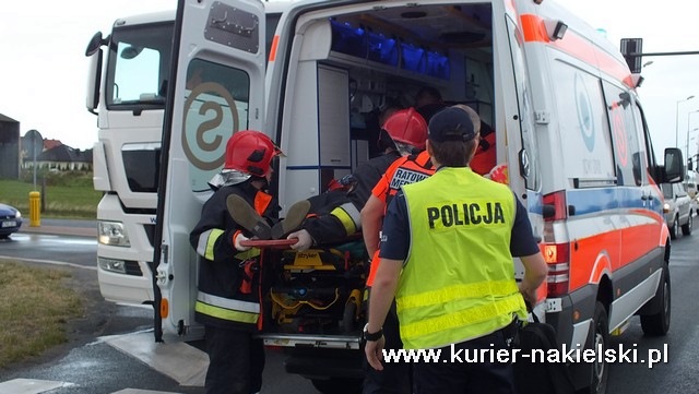 Kolizja na skrzyżowaniu Karnowskiej z obwodnicą Nakła nad Notecią