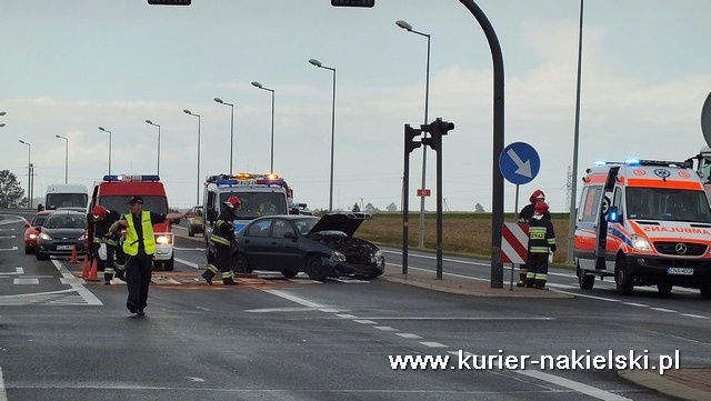 Kolizja na skrzyżowaniu Karnowskiej z obwodnicą Nakła nad Notecią