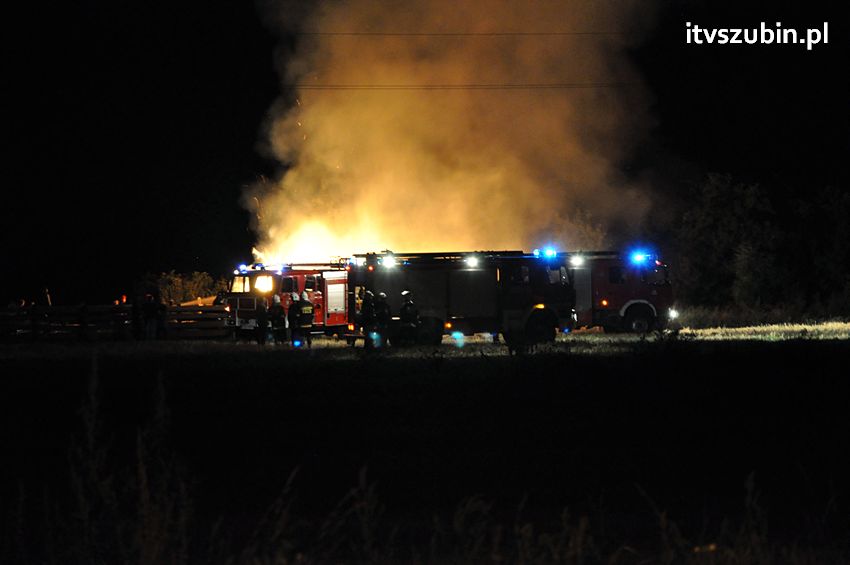Pożar balotów w Kowalewie