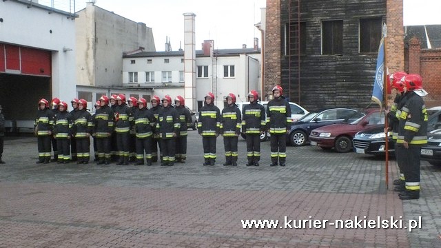 Ślubowanie nowo przyjętych do służby w KP PSP