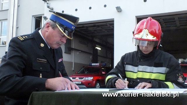 Ślubowanie nowo przyjętych do służby w KP PSP