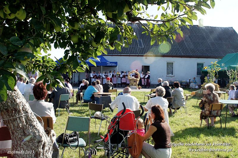 Dożynki parafialne w Szaradowie