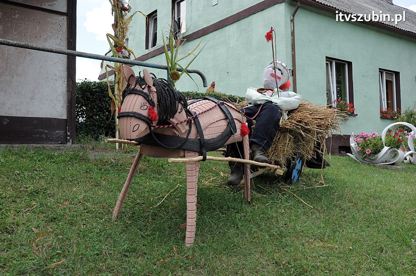 Dożynki gminne w Dąbrówce Słupskiej