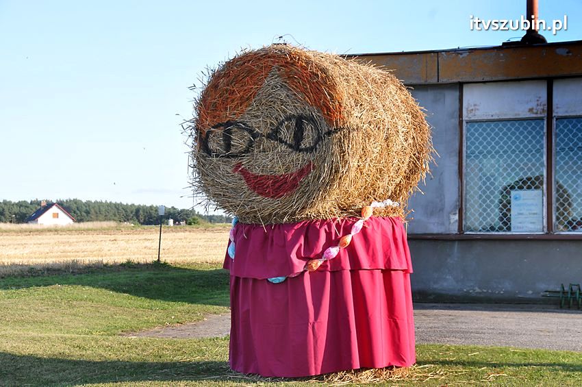 Dożynki gminne w Dąbrówce Słupskiej