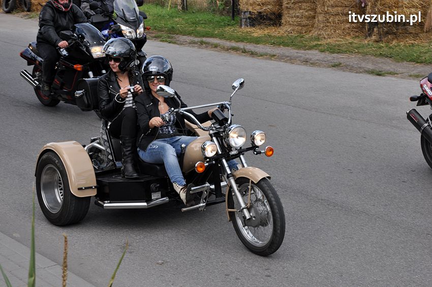 Dożynki gminne w Dąbrówce Słupskiej