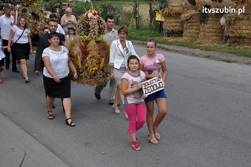 Dożynki gminne w Dąbrówce Słupskiej