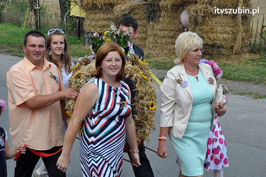 Dożynki gminne w Dąbrówce Słupskiej