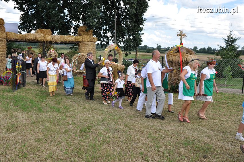 Dożynki gminne w Dąbrówce Słupskiej