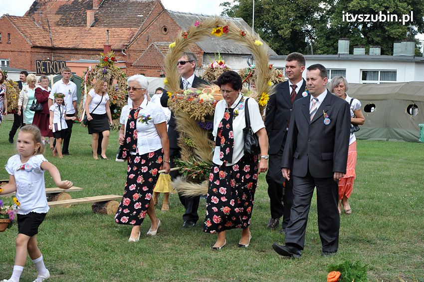 Dożynki gminne w Dąbrówce Słupskiej