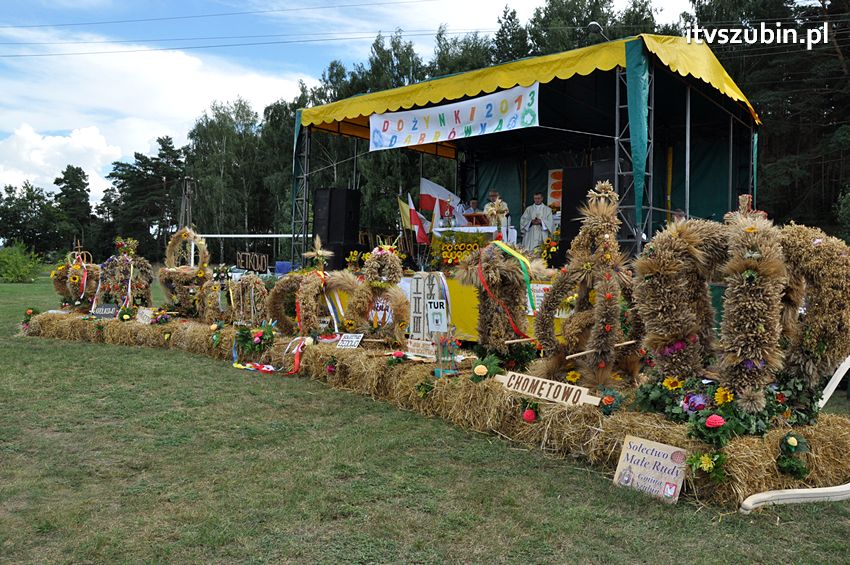 Dożynki gminne w Dąbrówce Słupskiej