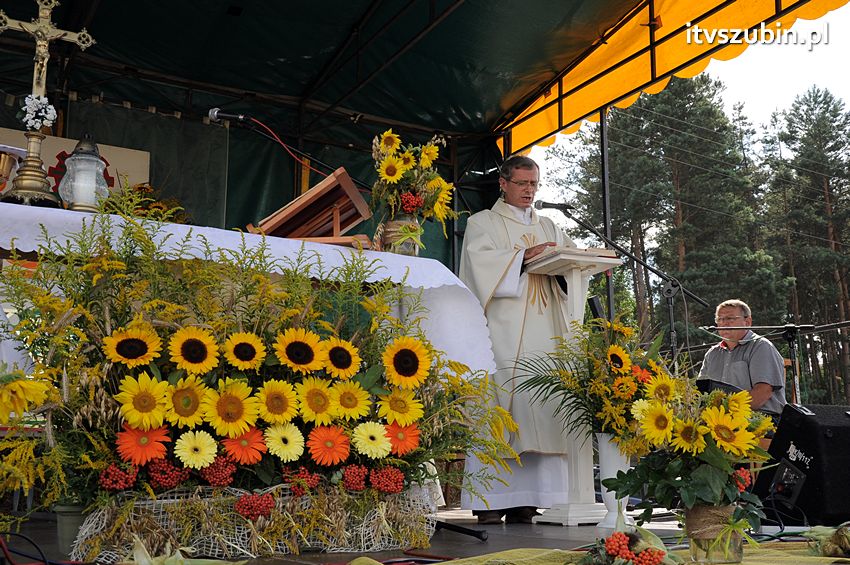 Dożynki gminne w Dąbrówce Słupskiej