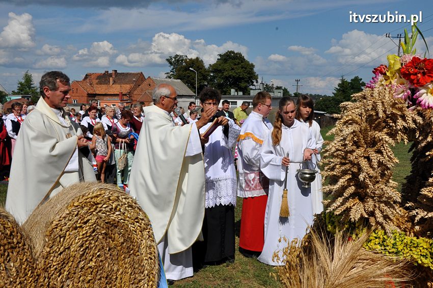 Dożynki gminne w Dąbrówce Słupskiej