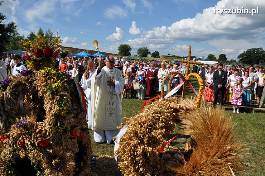 Dożynki gminne w Dąbrówce Słupskiej