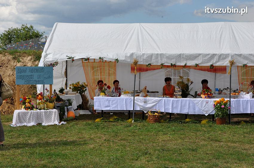 Dożynki gminne w Dąbrówce Słupskiej