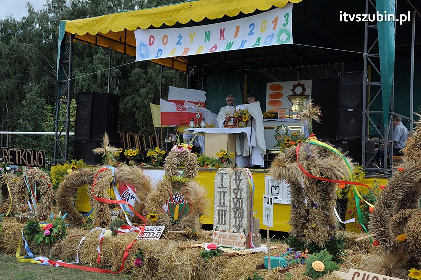 Dożynki gminne w Dąbrówce Słupskiej