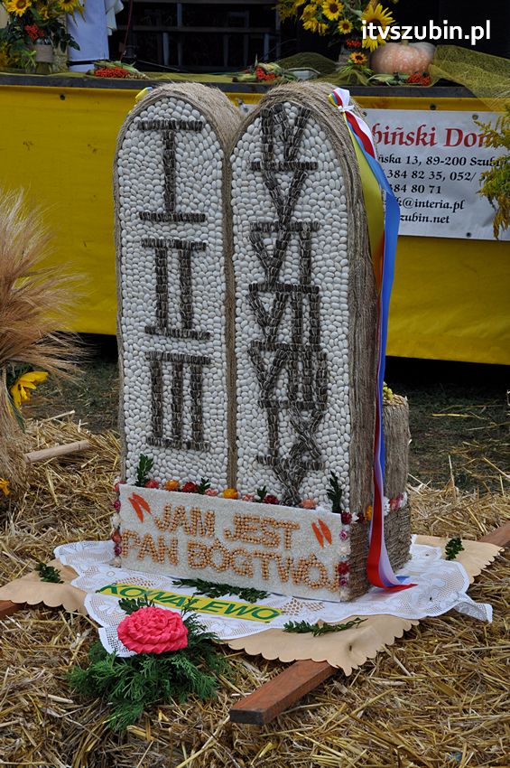 Dożynki gminne w Dąbrówce Słupskiej