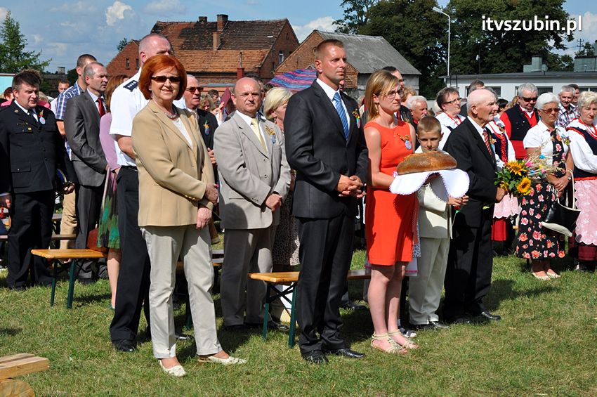 Dożynki gminne w Dąbrówce Słupskiej