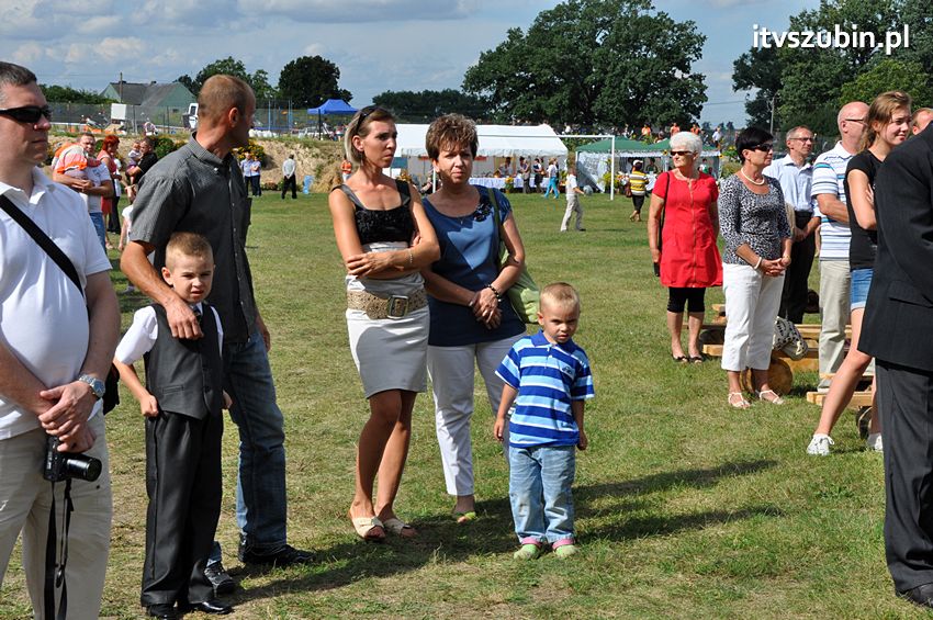 Dożynki gminne w Dąbrówce Słupskiej