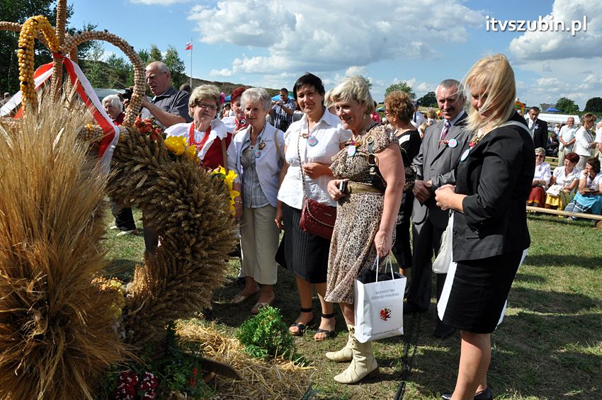 Dożynki gminne w Dąbrówce Słupskiej