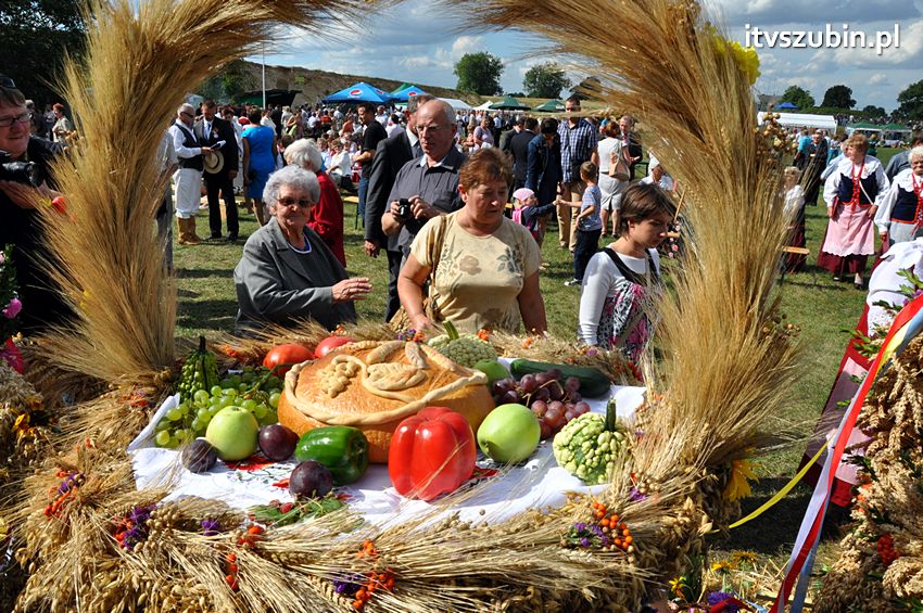 Dożynki gminne w Dąbrówce Słupskiej